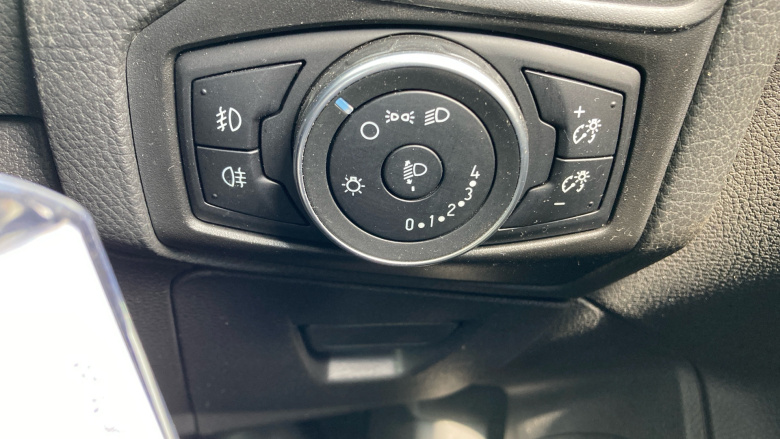 Ford Focus 1.0 EcoBoost 125 Zetec 5dr Petrol Hatchback